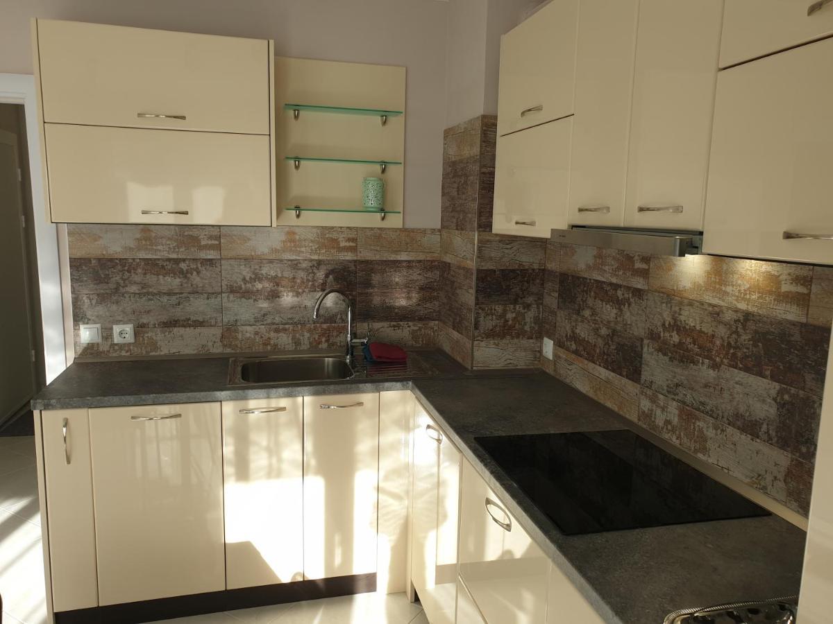 New The Twins Varna Two-Bedroom, Apt 5 At 15 Tsani Ginchev Street, Floor 3 Экстерьер фото