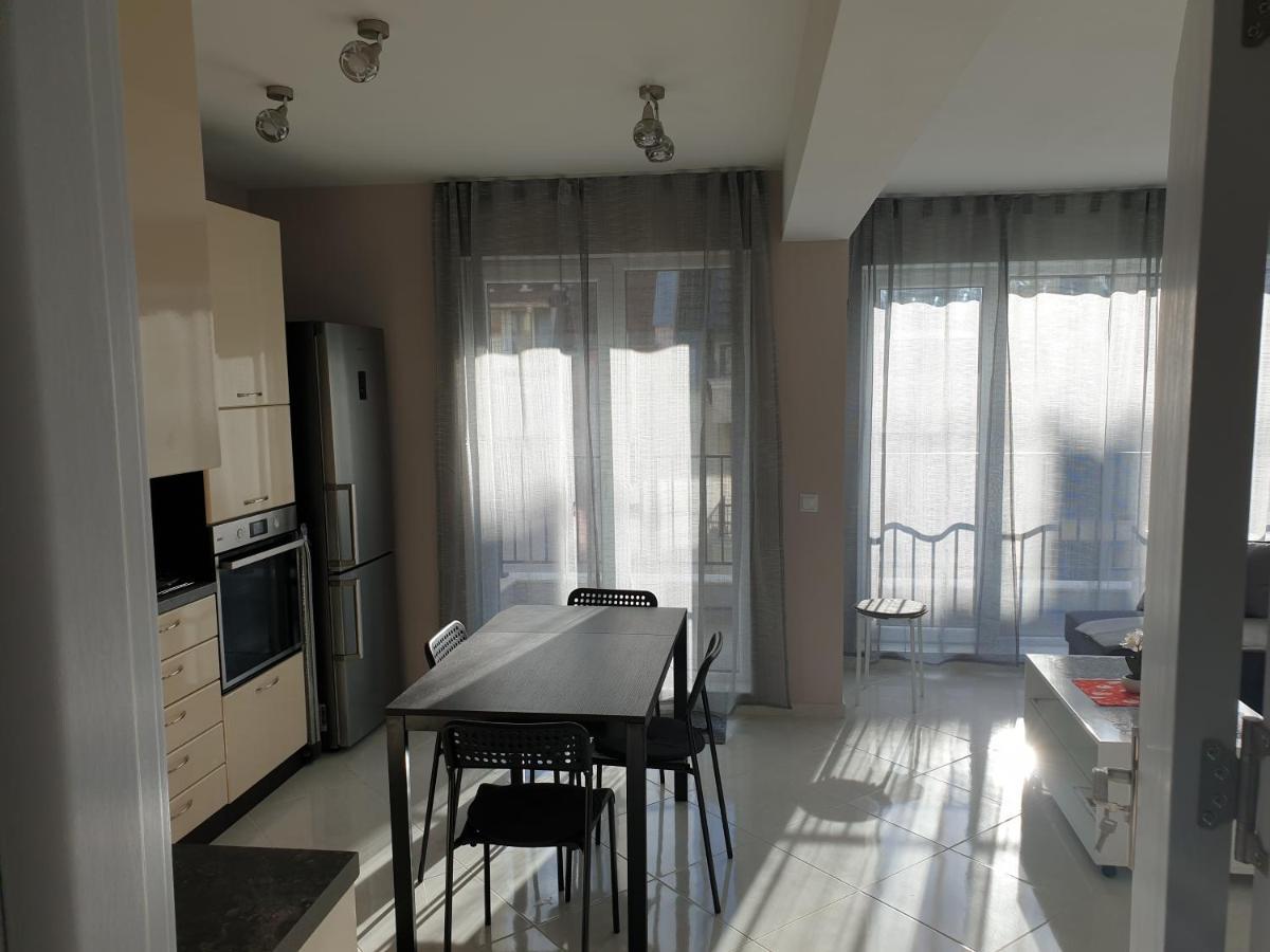 New The Twins Varna Two-Bedroom, Apt 5 At 15 Tsani Ginchev Street, Floor 3 Экстерьер фото