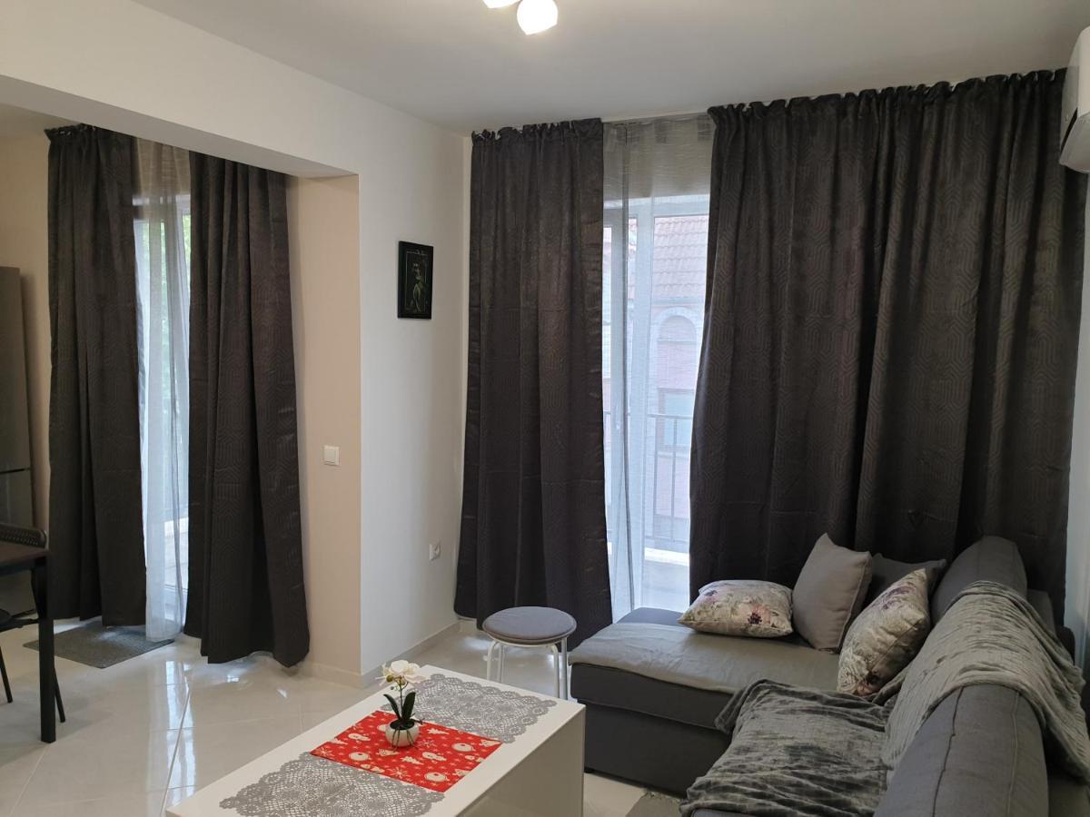 New The Twins Varna Two-Bedroom, Apt 5 At 15 Tsani Ginchev Street, Floor 3 Экстерьер фото