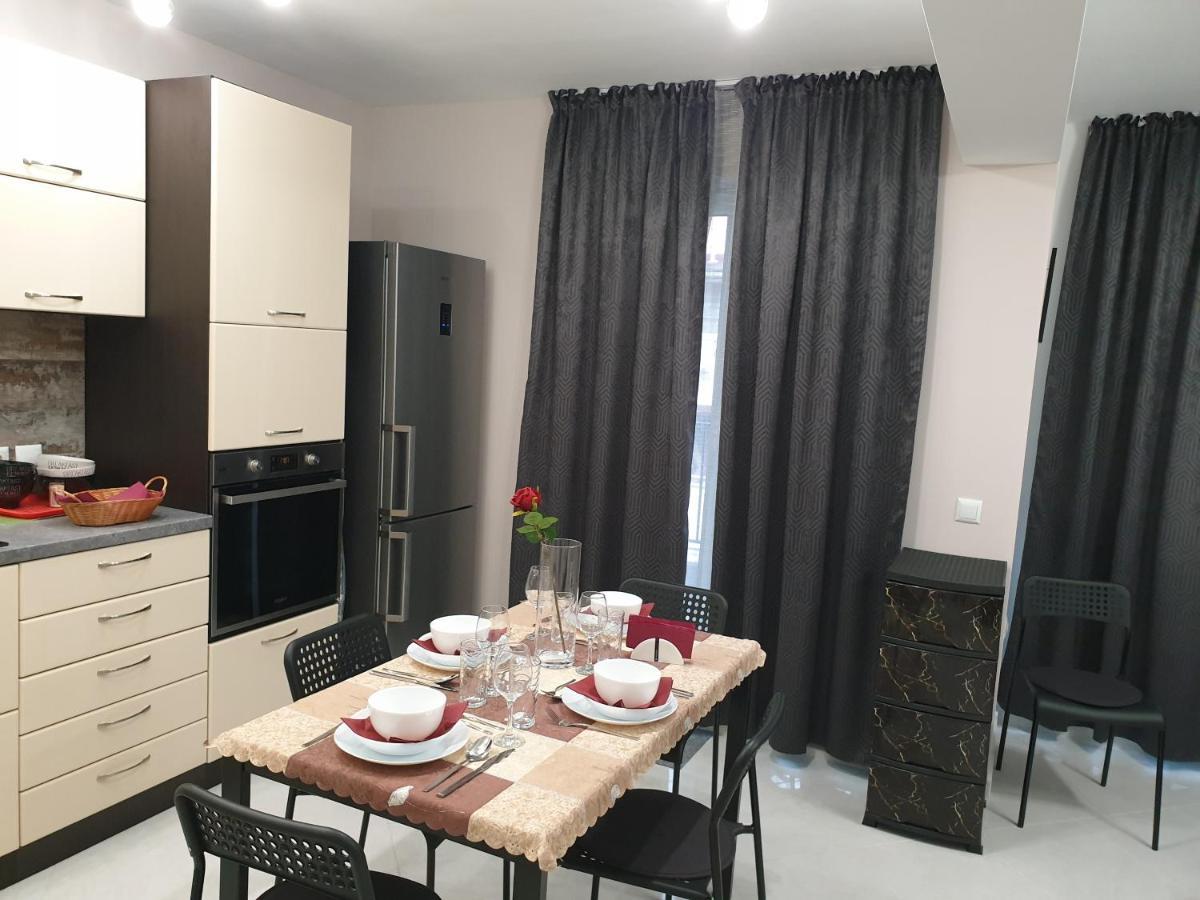 New The Twins Varna Two-Bedroom, Apt 5 At 15 Tsani Ginchev Street, Floor 3 Экстерьер фото