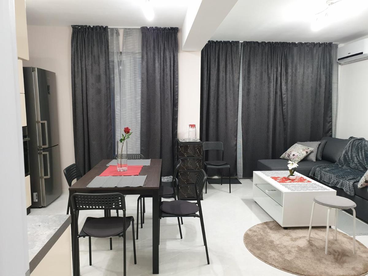 New The Twins Varna Two-Bedroom, Apt 5 At 15 Tsani Ginchev Street, Floor 3 Экстерьер фото