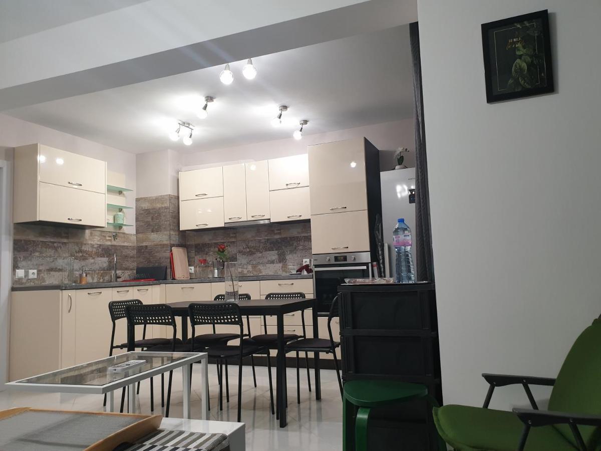 New The Twins Varna Two-Bedroom, Apt 5 At 15 Tsani Ginchev Street, Floor 3 Экстерьер фото