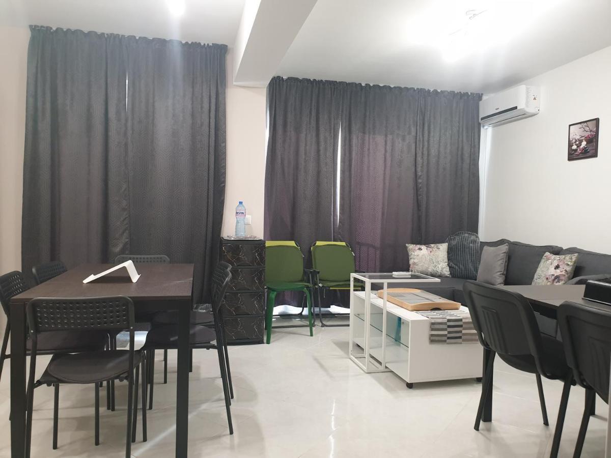 New The Twins Varna Two-Bedroom, Apt 5 At 15 Tsani Ginchev Street, Floor 3 Экстерьер фото